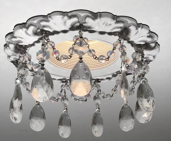 decorative recessed light with florentine trime and clear crystal tear drop crystals