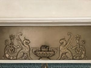 Entrance header Griffins and oil lamp in Antique Brass