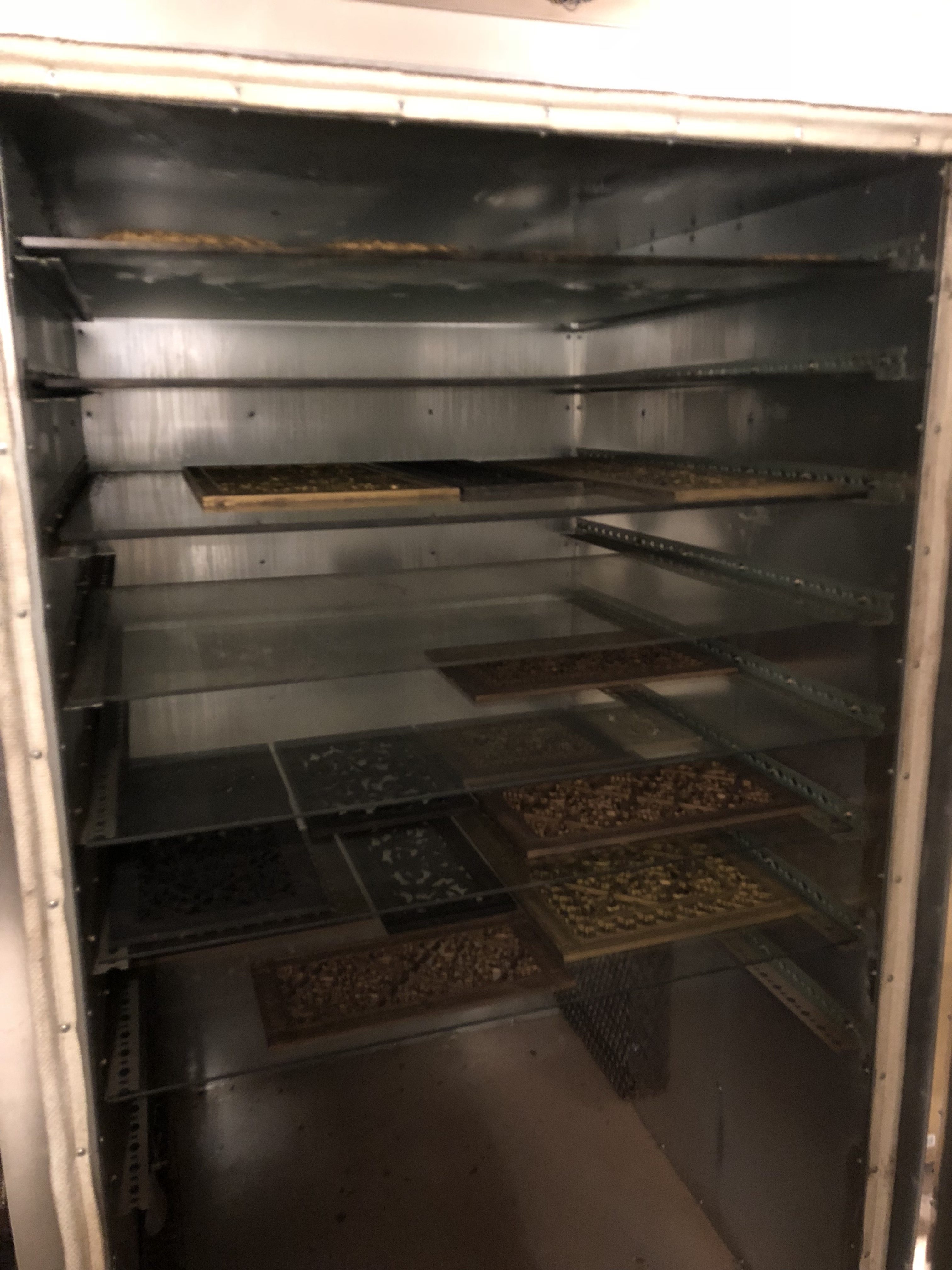 curing oven with tempered glass shelves