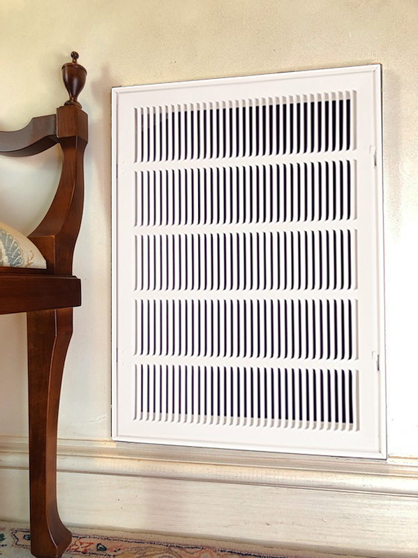Standard White Louvered Filter Grille.